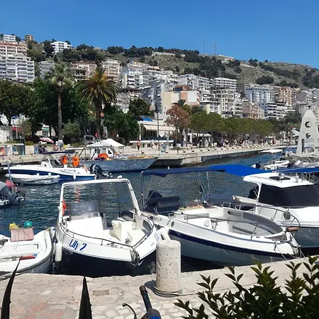 アパート Mimosa Luxury Sarandë