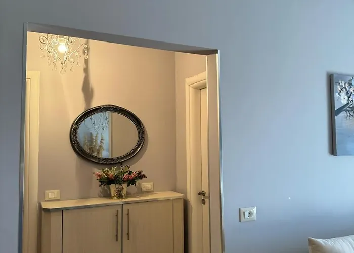 Mimosa Luxury 公寓 Sarandë